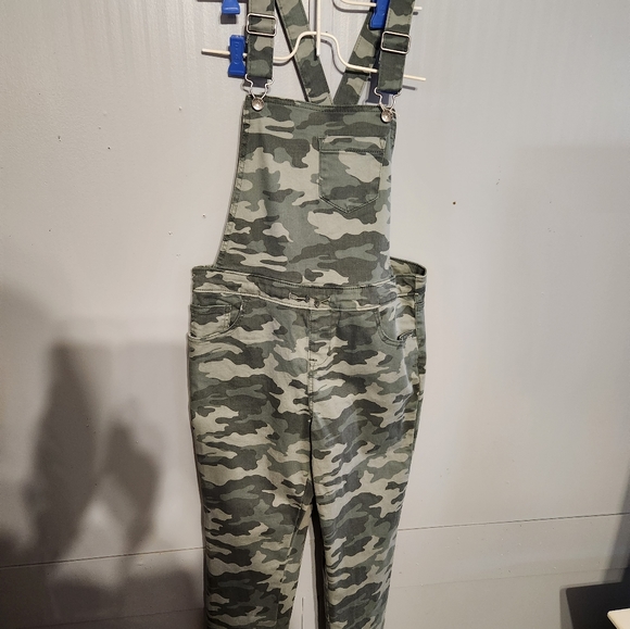 Cat & Jack Pants - Overalls